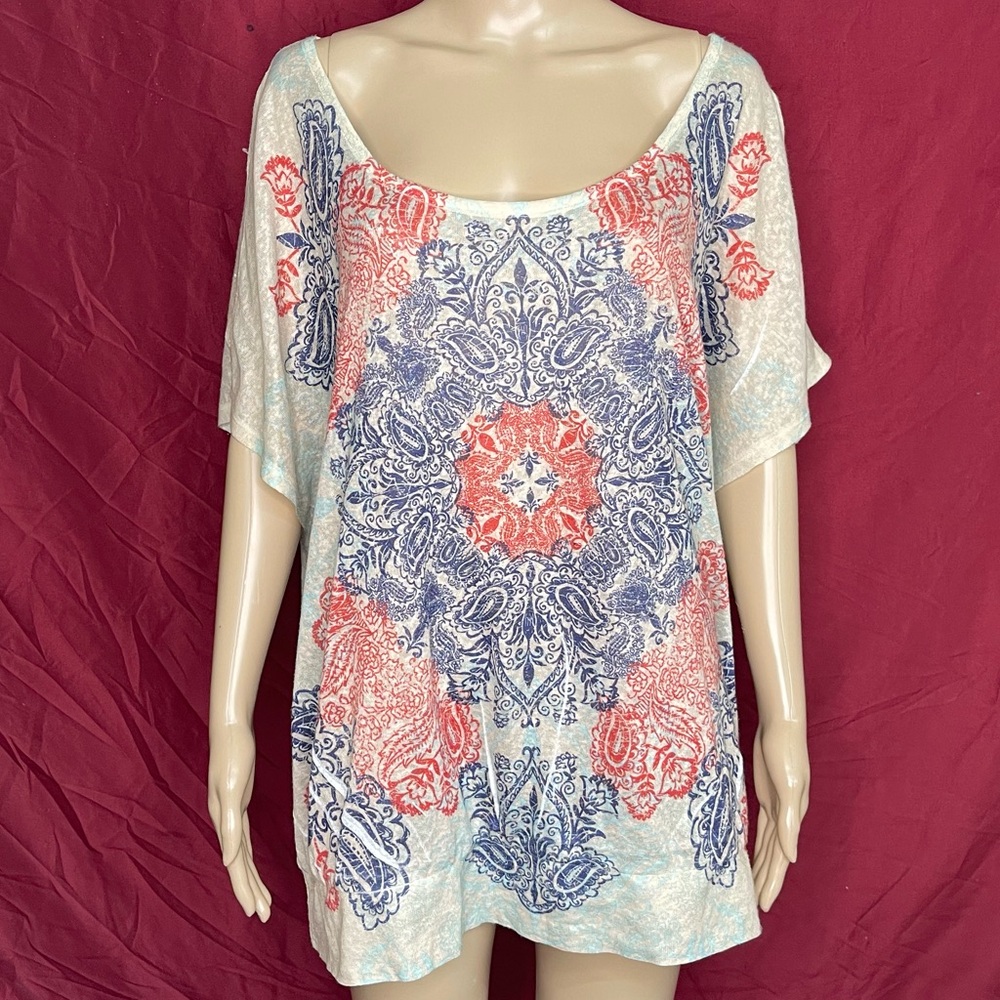 Seven7 Luxe Mandala Light Knit Short Slit Sleeve Blouse Size 22/24